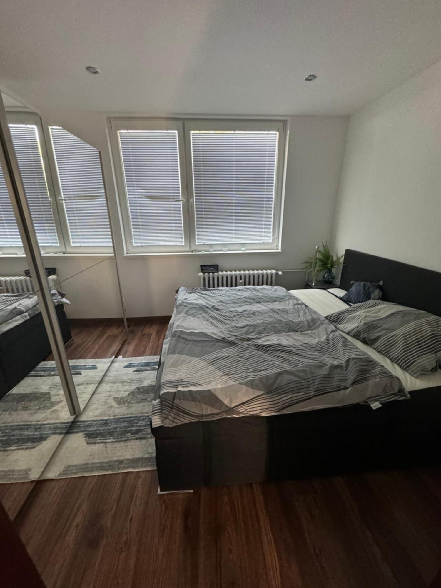 Peti Apartman Centrum Galanta Buitenkant foto